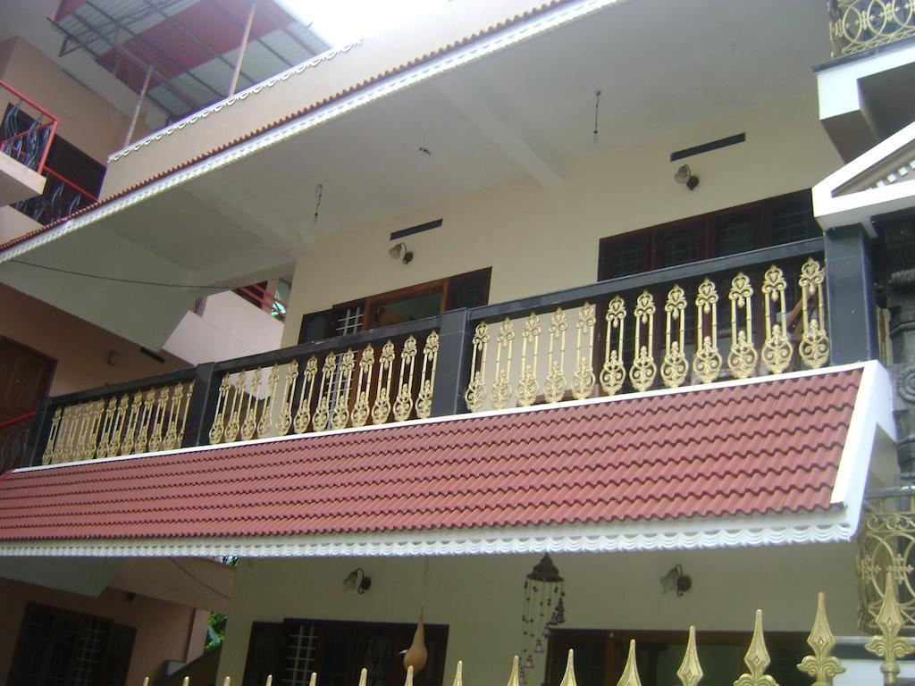 Prems Homestay Kochi Eksteriør billede
